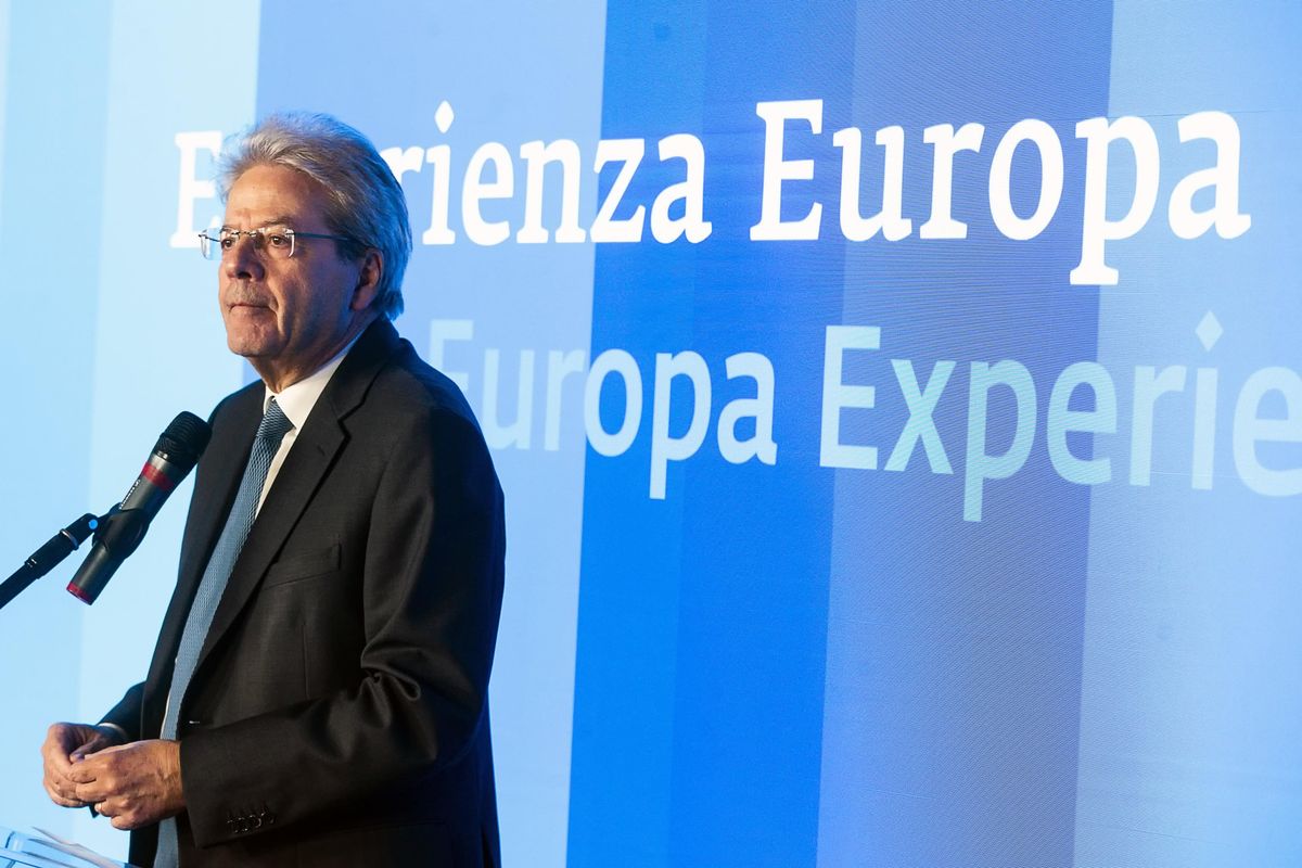Sul Mes Gentiloni si arrampica sugli specchi