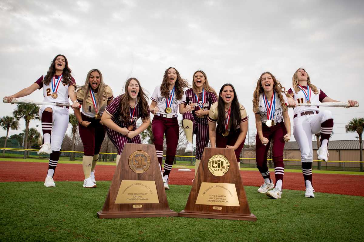 THE WIND UP: VYPE Softball Rankings, No. 2 Deer Park Deer