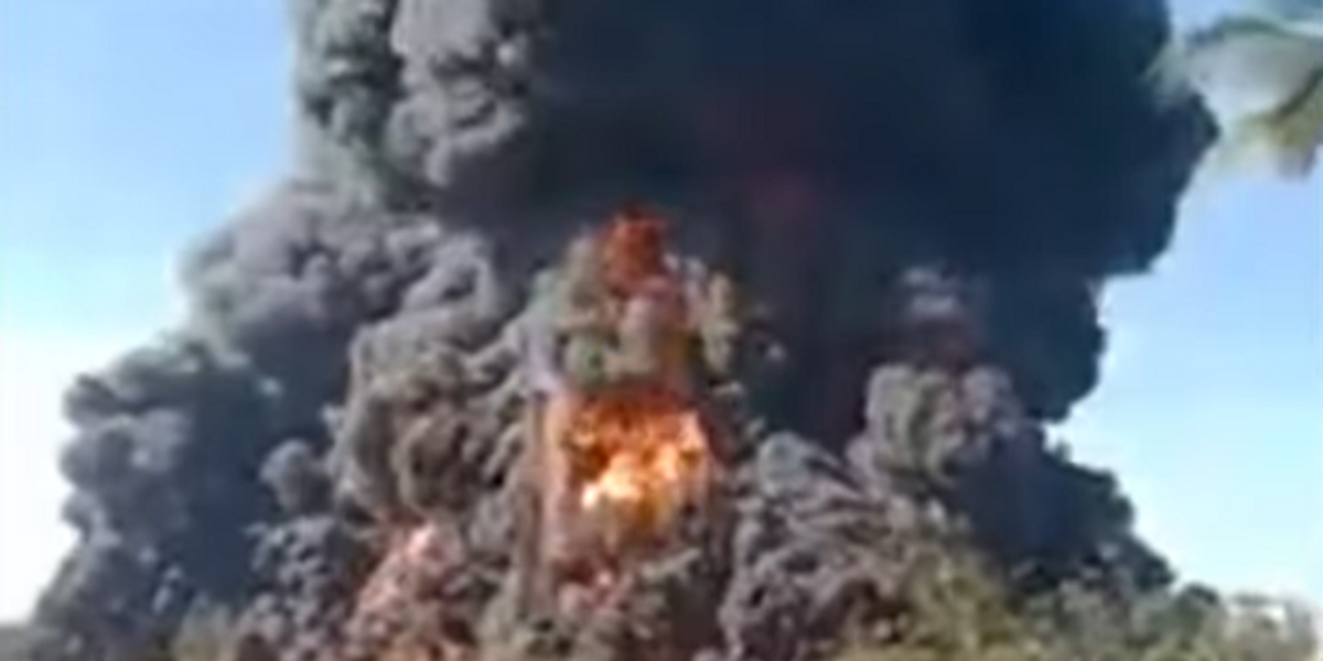 Fires at 3 Pemex oil facilities in Mexico, Texas on the same day Fires at 3 Pemex oil facilities in Mexico, Texas on the same day