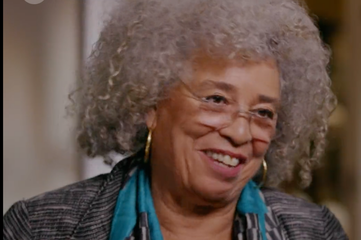 Angela Davis Descended From Mayflower Colonizers Isn't 'Gotcha!' Some Idiots Seem To Think
