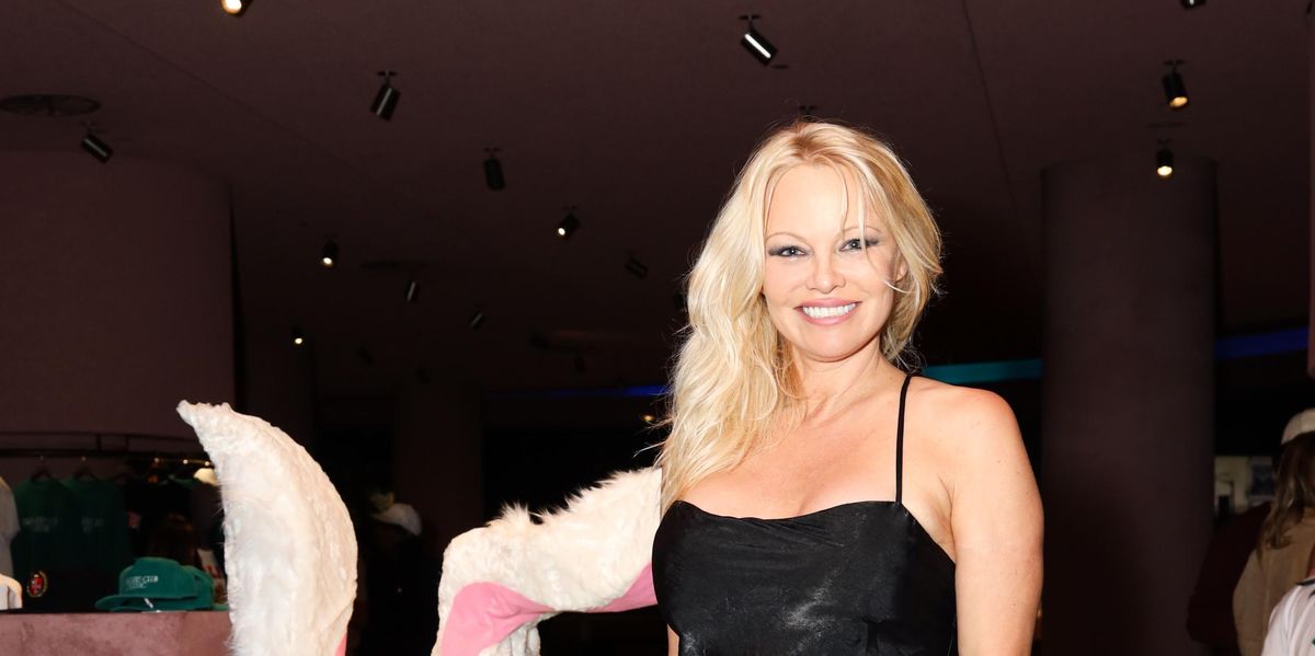 Pamela Anderson Does Her Hair With a G-String