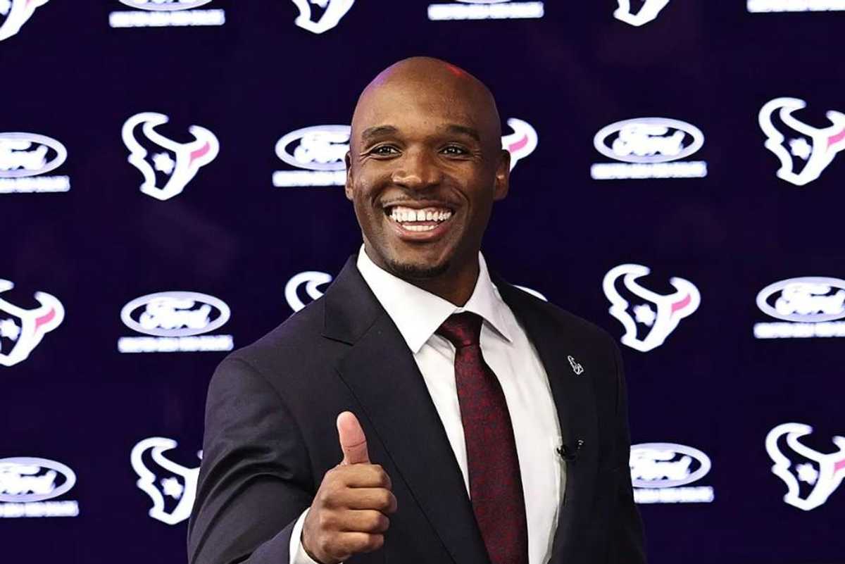 Former NFL head coach interviewing with Houston Texans