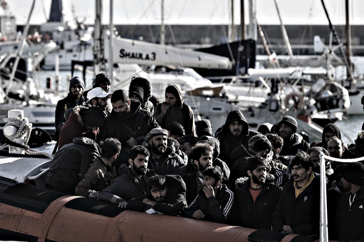 Crolla il tabù del contrasto alle Ong
