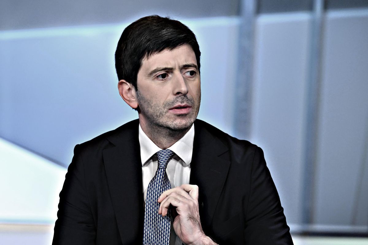 Con i medici in pensione a 72 anni non si riparano i danni di Speranza