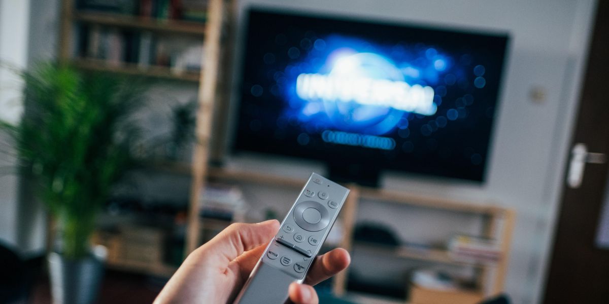 remote pointing at TV