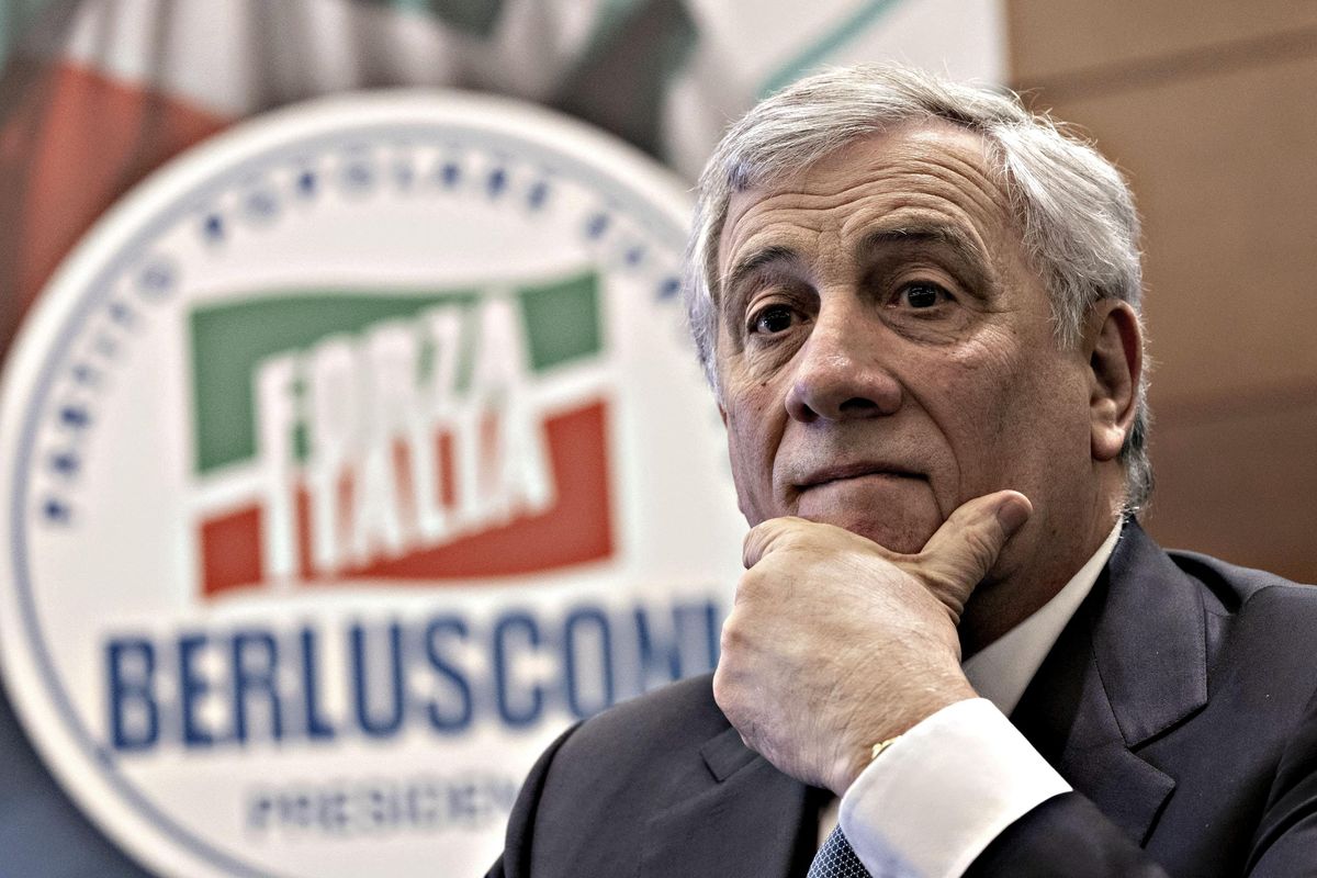 Berlusconi nel mirino di Kiev e del Pd. Tajani: la nostra linea non cambierà