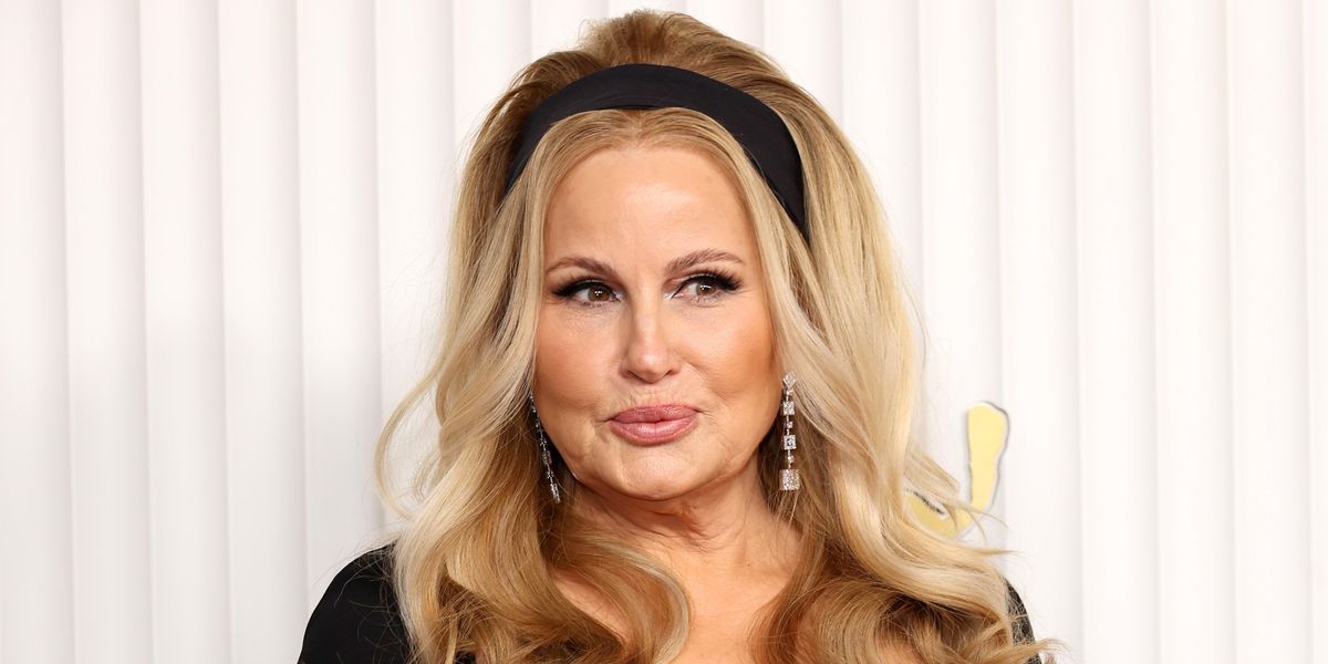 Jennifer Coolidge Played Hooky for Hollywood