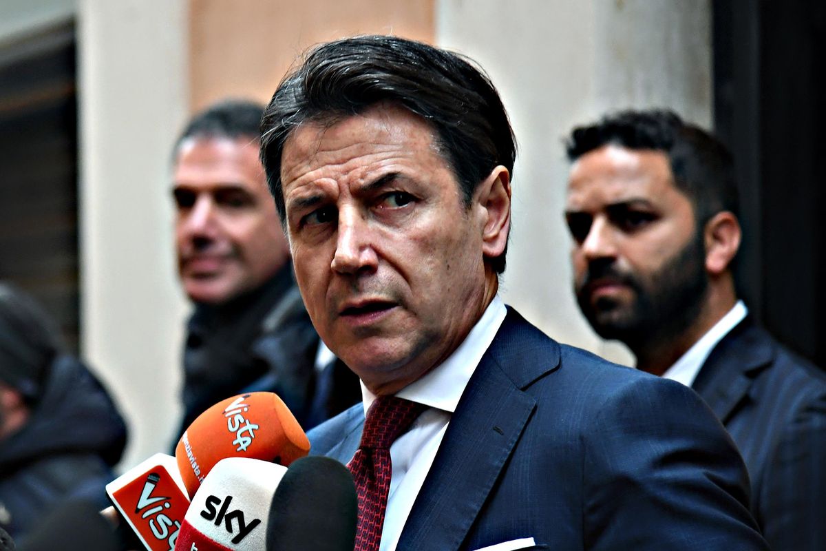 Banda Covid: indagati Conte e Speranza