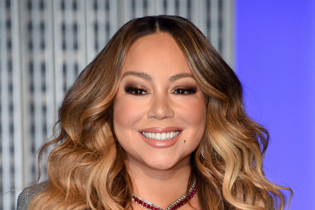 This Haunts Me: Mariah Carey Taking a Bath on MTV's "Cribs"