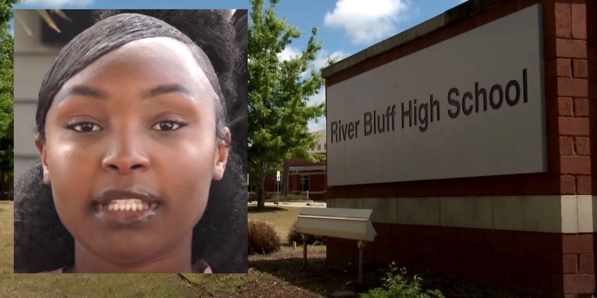 NextImg:Family of 9th-grade student suing district after teacher physically confronted her for ignoring the Pledge of Allegiance