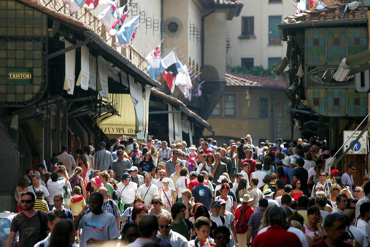 Turismo addio? Così l'Italia rischia di buttare il suo petrolio (nonostante il boom delle prenotazioni)
