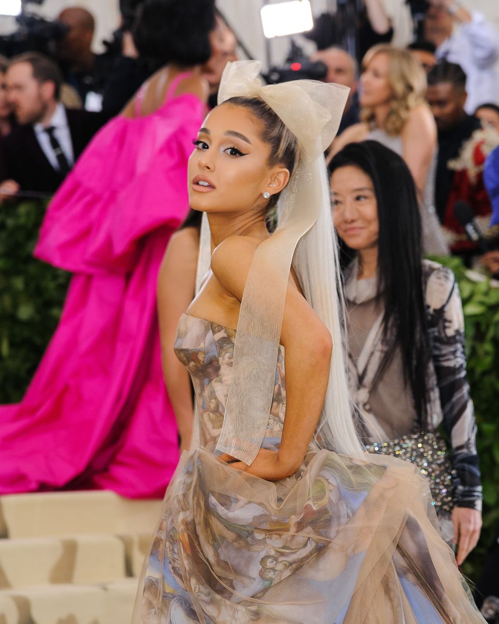 Ariana Grande sues Clothing Brand FOREVER 21 for alleged Trademark