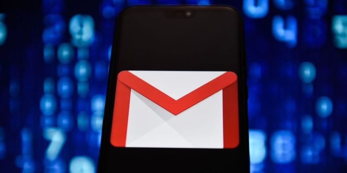 NextImg:Google to roll out AI tools for Gmail, Google Docs that automatically generate drafts