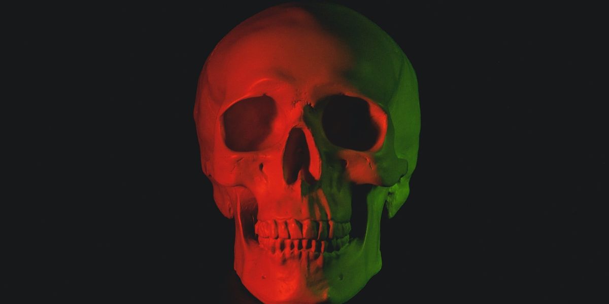 People Who Have Discovered A Dead Body Break Down Their Immediate Reactions