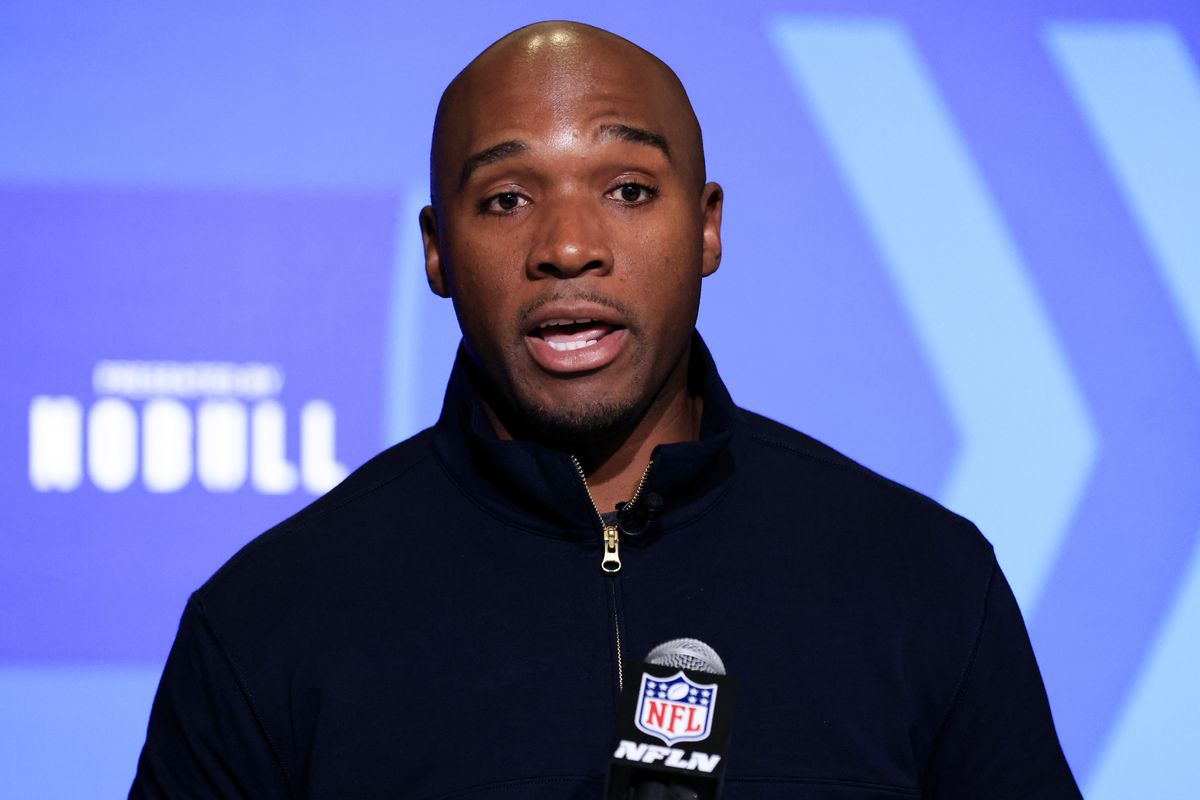 Here's why the fanbase is split over latest Texans developments