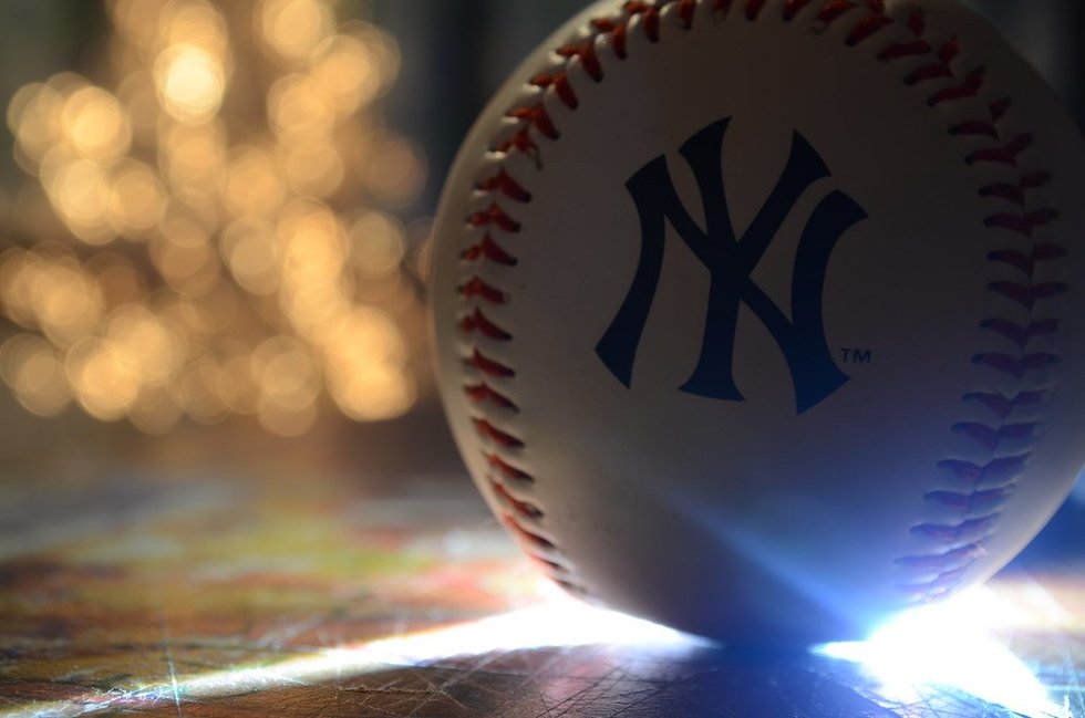 You are not alone - NY Yankees charge their players for WIFI on flights