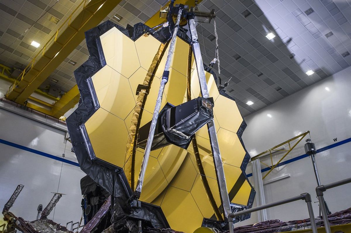 Webb, il telescopio intelligente che ha imparato dal suo predecessore Hubble