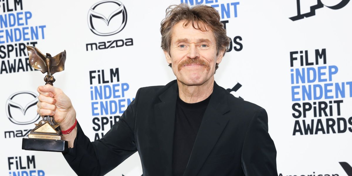 Willem Dafoe Let Emma Stone Slap Him 20 Times