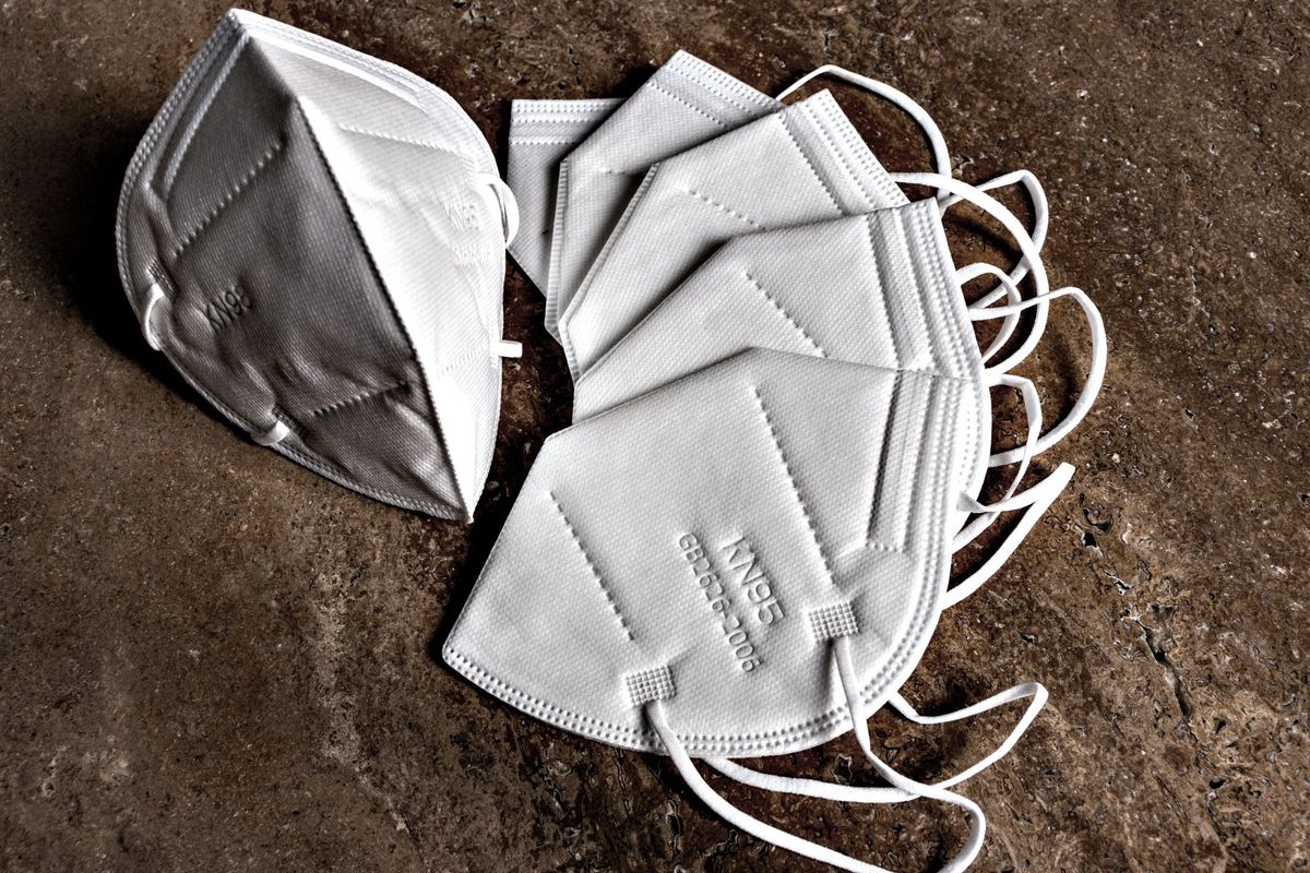 Una norma ad hoc per mettere in regola le mascherine fake