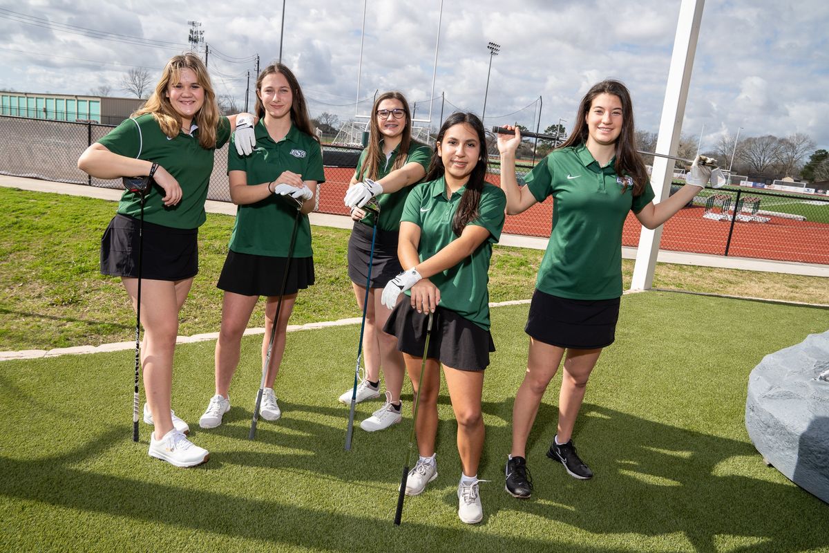 HEADS UP: LSA Golf wins tourney to continue strong start