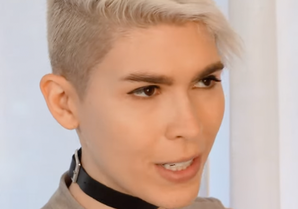 Self-described ‘queer’ and ‘trans’ person boasts about illegally providing minors gender-transition prescriptions without facing any legal consequences Self-described ‘queer’ and ‘trans’ person boasts about illegally providing minors gender-transition prescriptions without facing any legal consequences