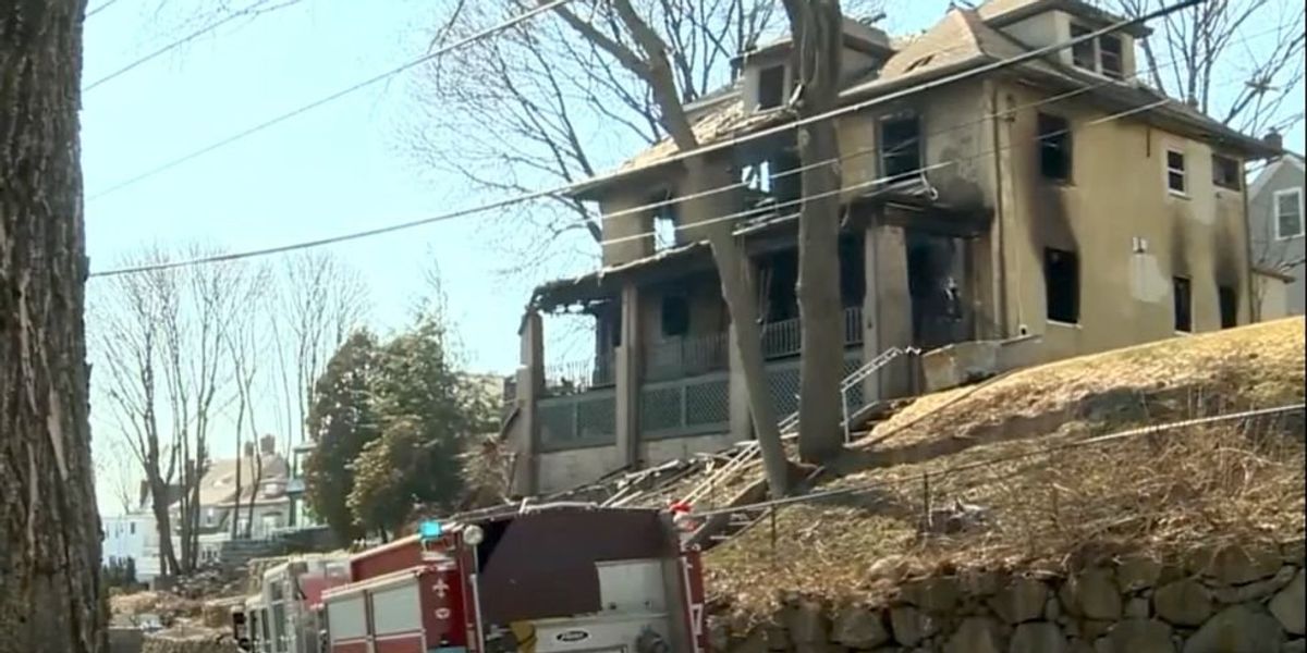 NextImg:$1.3 million home belonging to Sen. Liz Warren's son gutted by fire in Massachusetts