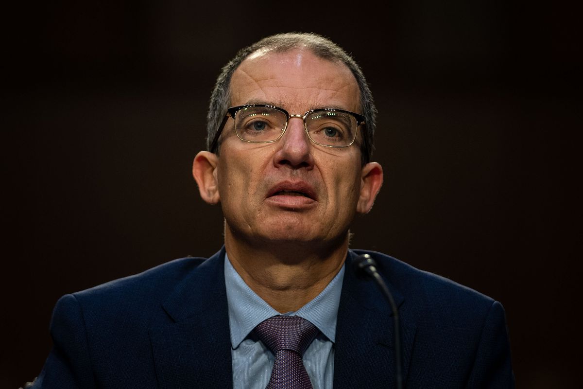 Il ceo di Moderna torchiato per i soldi dati al governo Usa