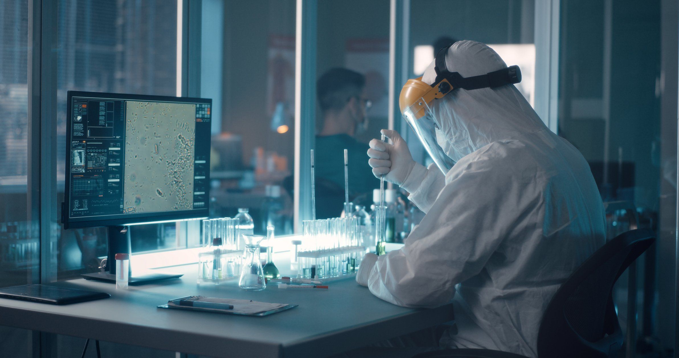 Per essere pronti ai virus del futuro studiamo i pasticci di Stato ed esperti