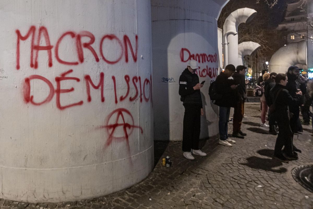 La piazza è buona quando fa comodo