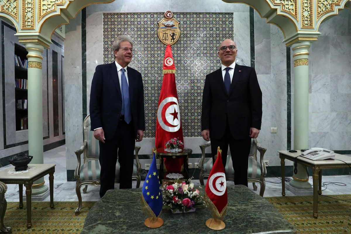 Gentiloni va a Tunisi, ma ha poco da offrire