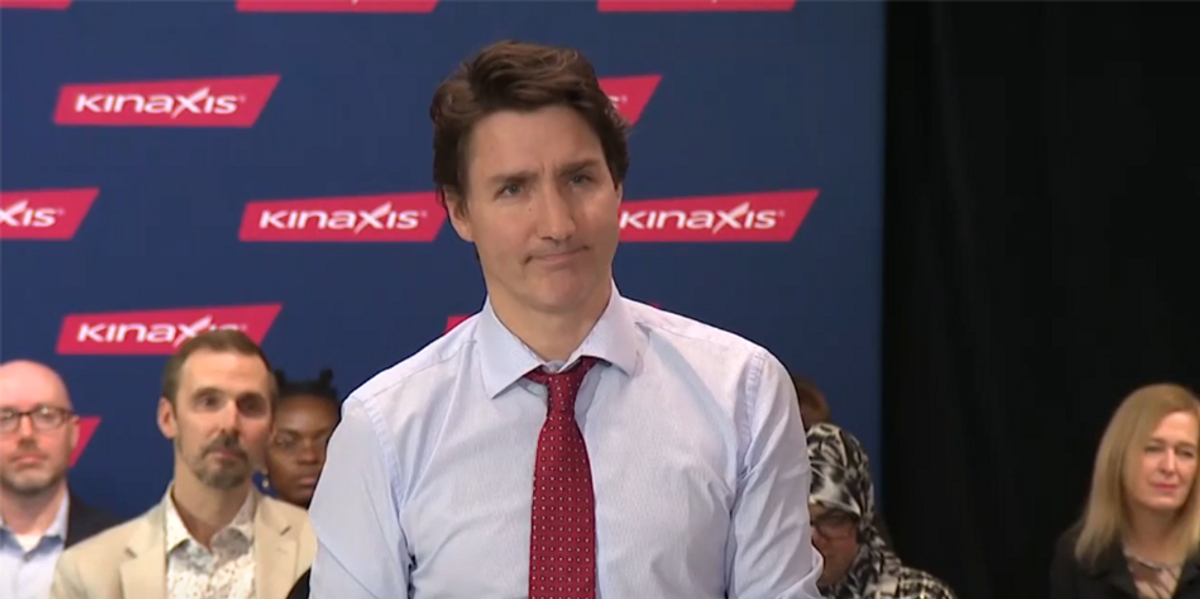 NextImg:Trudeau cites 'anti-vaxxers' and 'flat-earthers' as reason to censor social media to 'keep you safe'