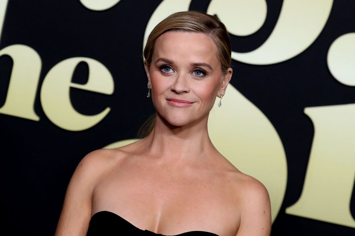 Reese Witherspoon Is…Dating Tom Brady?