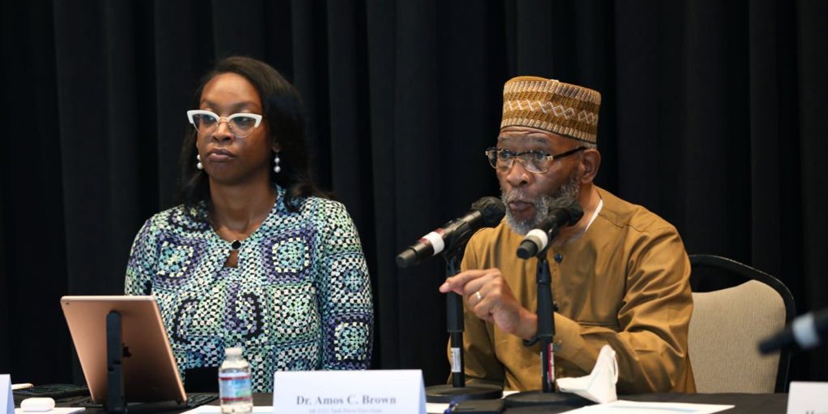 NextImg:Economists warn that reparations could cost California over $800 billion — not including other high-value payouts