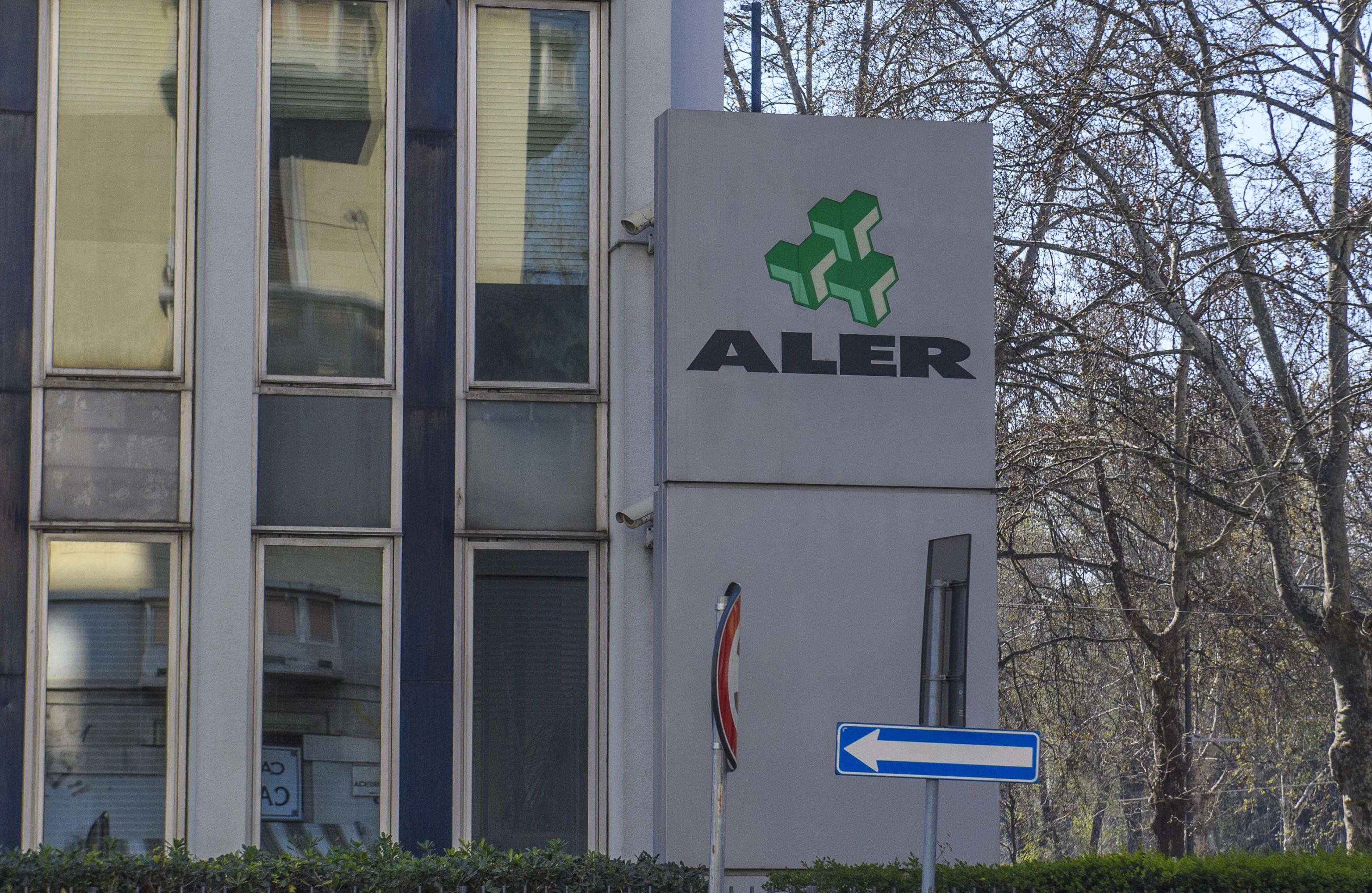 Le case di Milano spartite tra rom e africani
