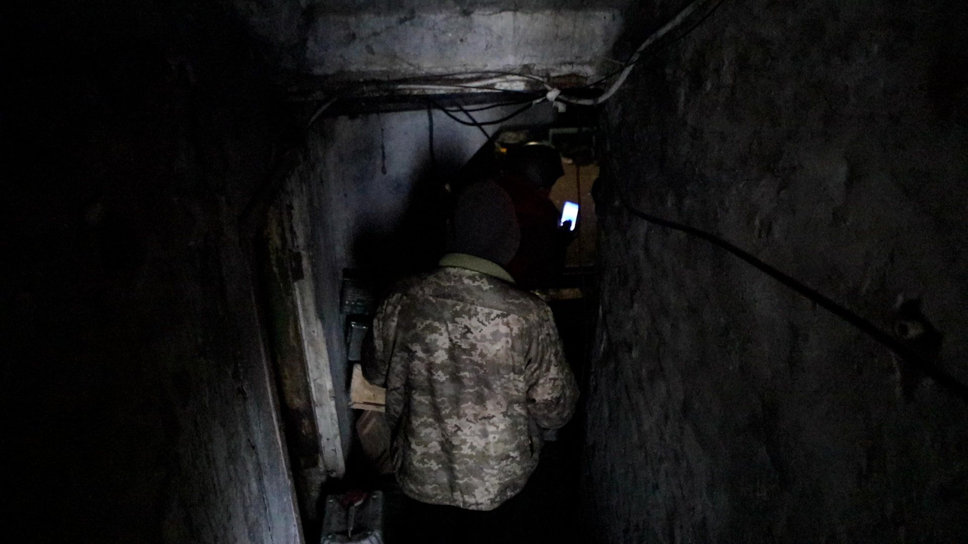 Ucraina, reportage durante l'evacuazione dal bunker di Chasiv Jar