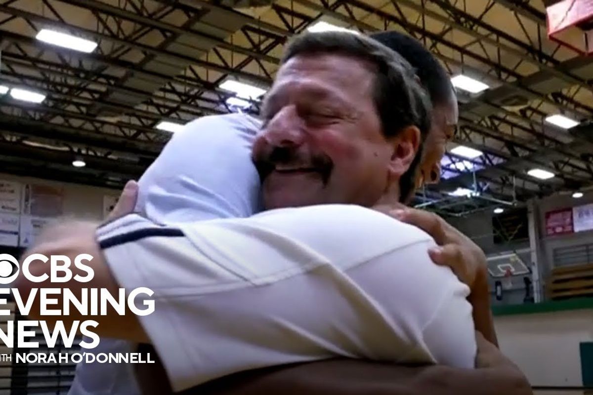 heroes; heartwarming videos; heart attack; referee heart attack; widow maker