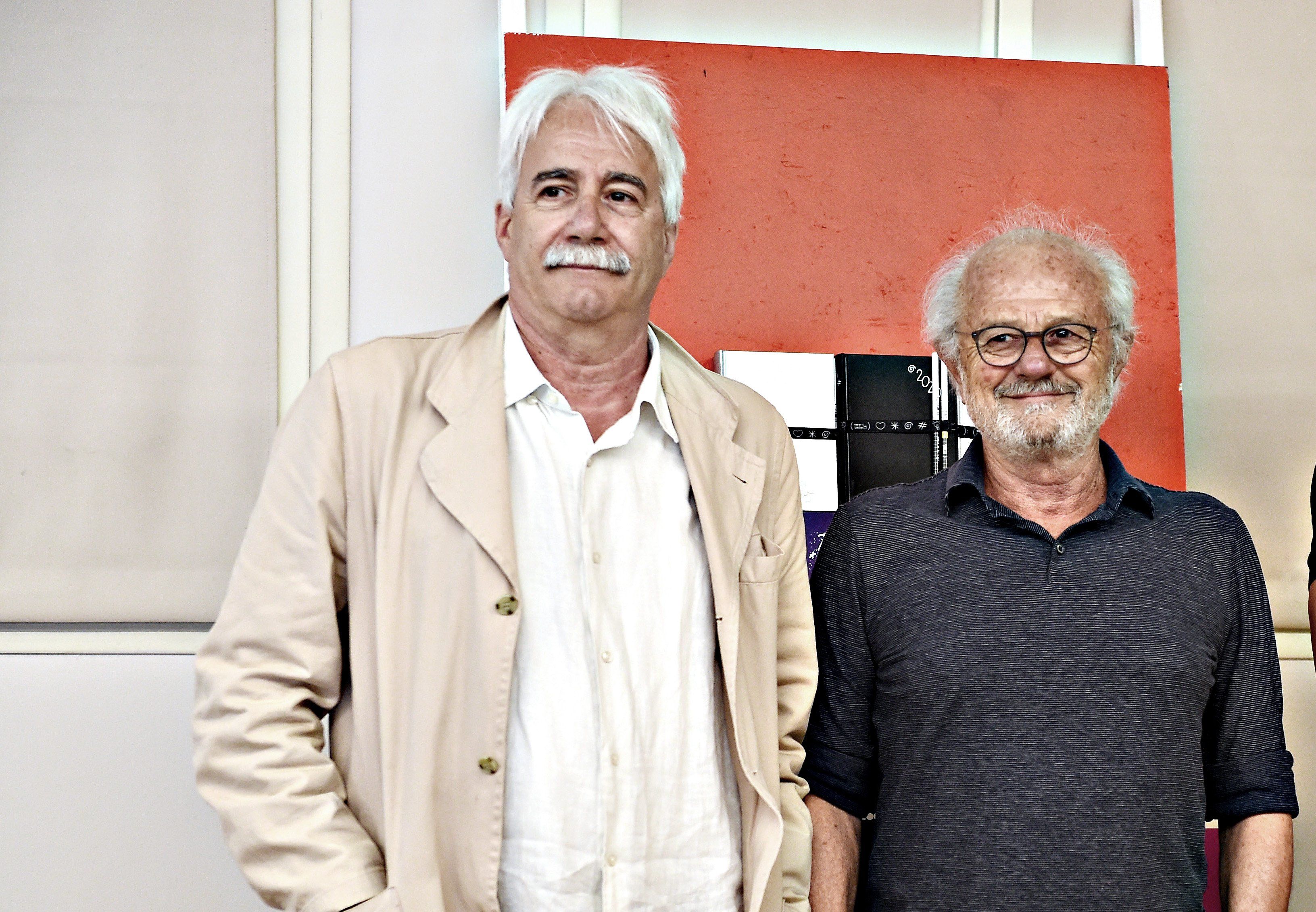 Smemoranda, il tracollo dell’impero rosso