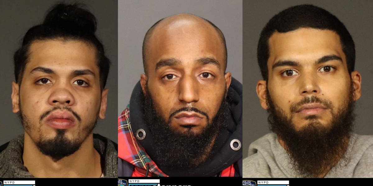 NextImg:Suspect surrenders in deadly Hell's Kitchen drugging, robbery spree; 2 more remain at large