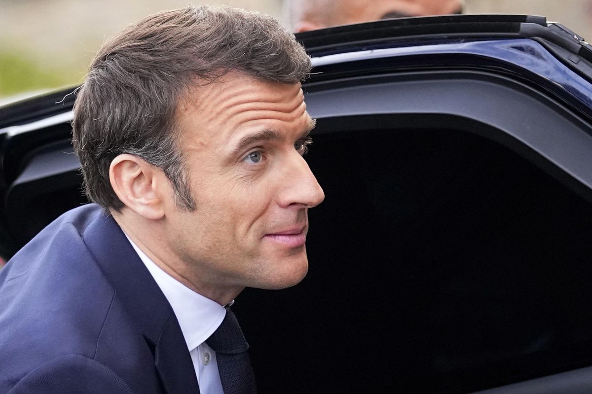La Francia fa la rivoluzione contro Macron