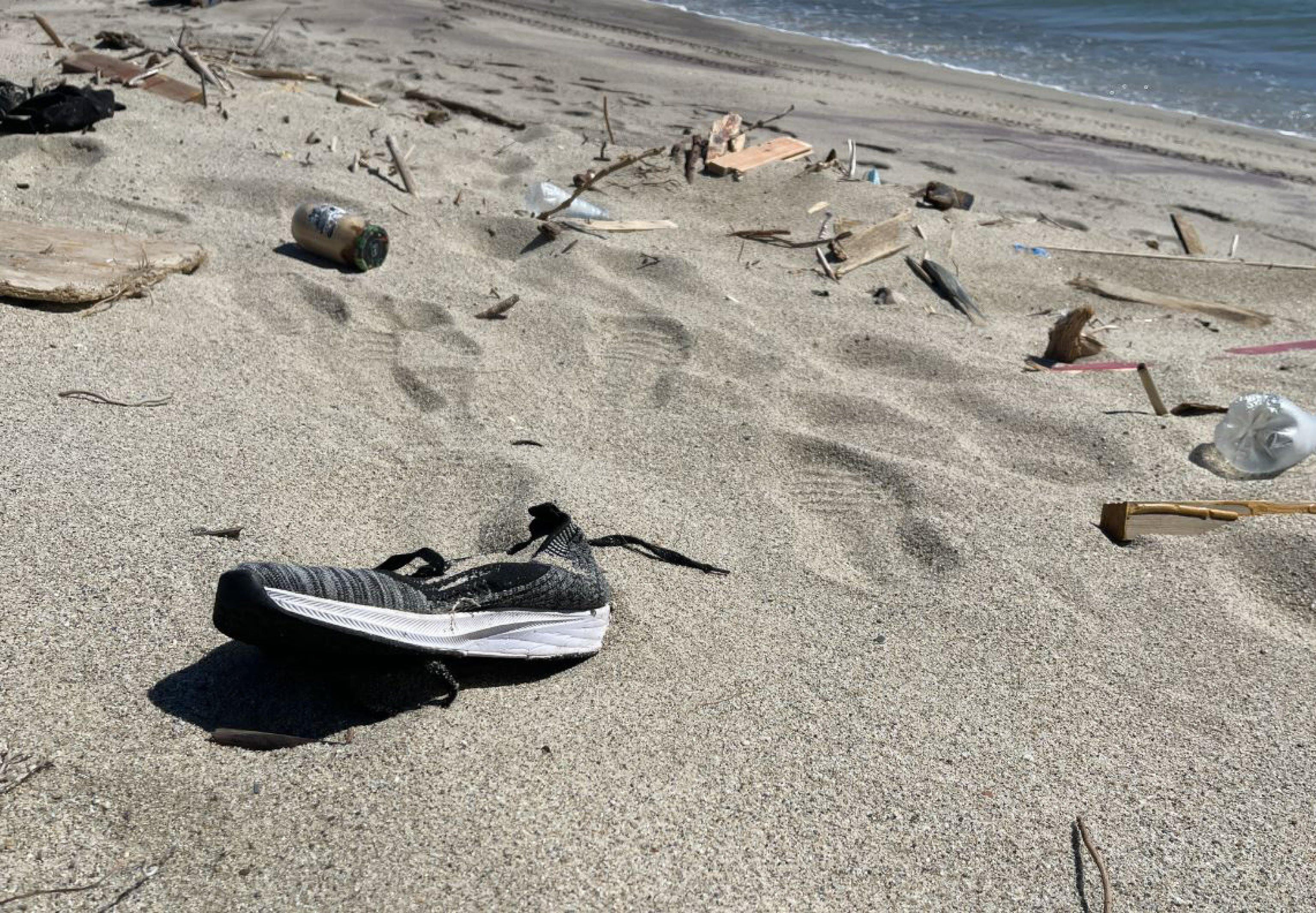 Naufragi usati per far scaricabarile