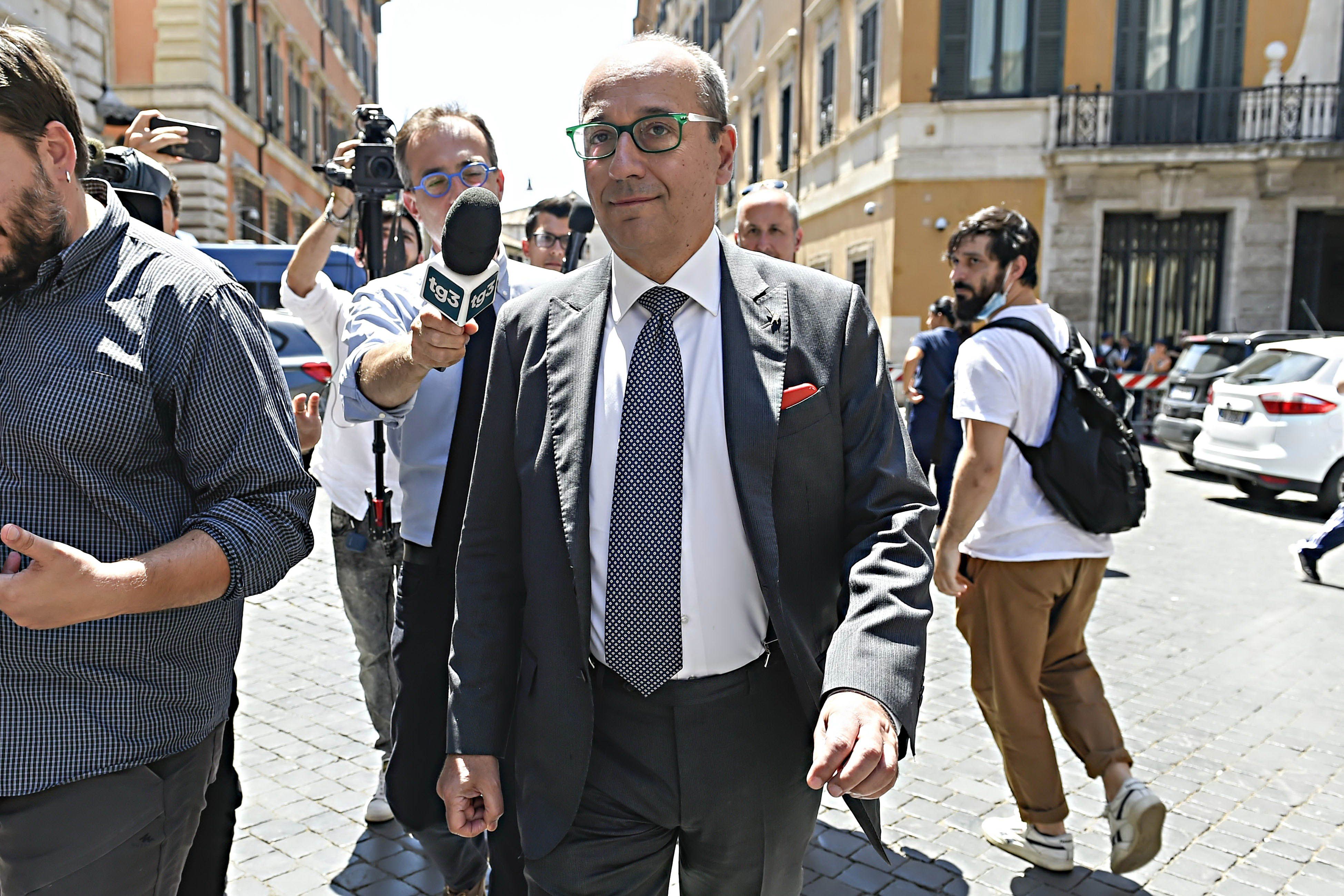 Alberto Bagnai: «Se i salari sono bassi è colpa di sindacati e governi di sinistra»