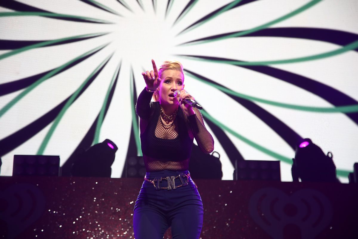 Iggy Azalea's Private Photos Leaked Online: Can Celebrities Press Charges?