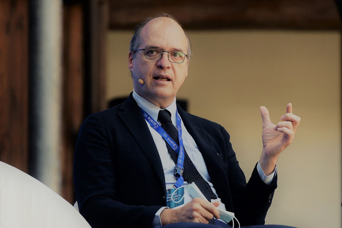 L’Aifa cancellava i dati sugli effetti avversi