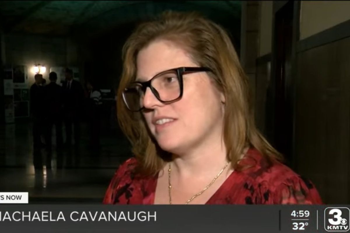 Li'l Nebraska State Sen Lady Machaela Cavanaugh Sets Up Early Bid For BADASS OF THE YEAR!