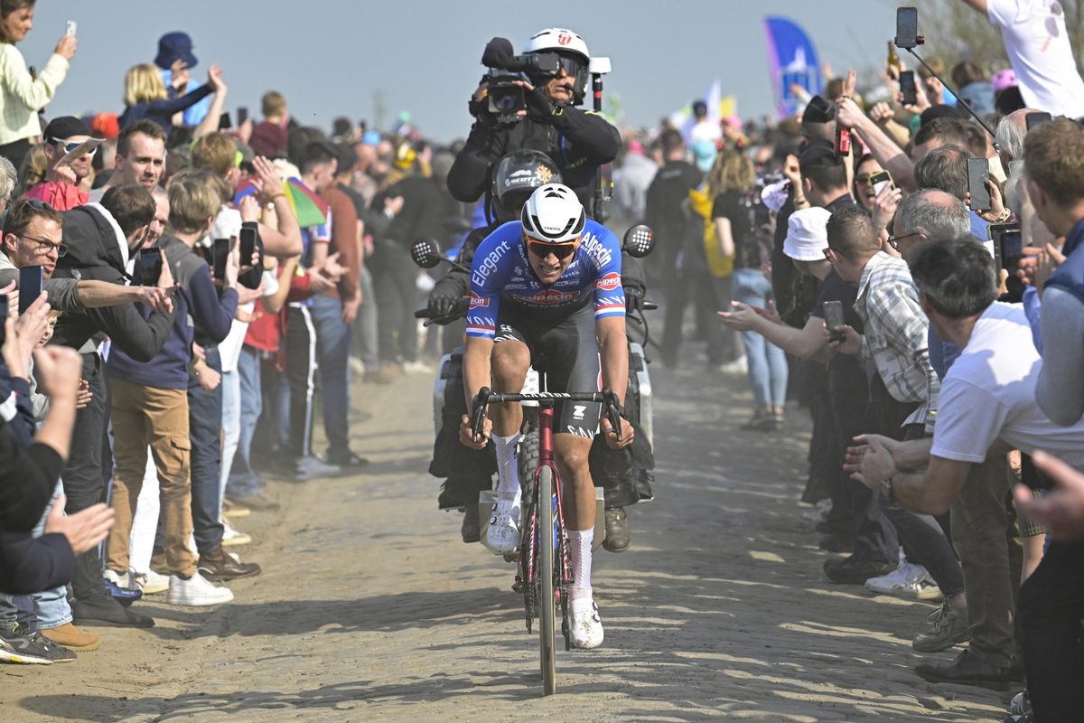 Il grande ciclismo scalda i pedali