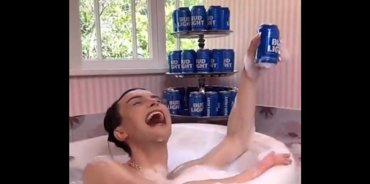 NextImg:Anheuser-Busch stock slips in wake of Bud Light's transsexual marketing fiasco and boycott