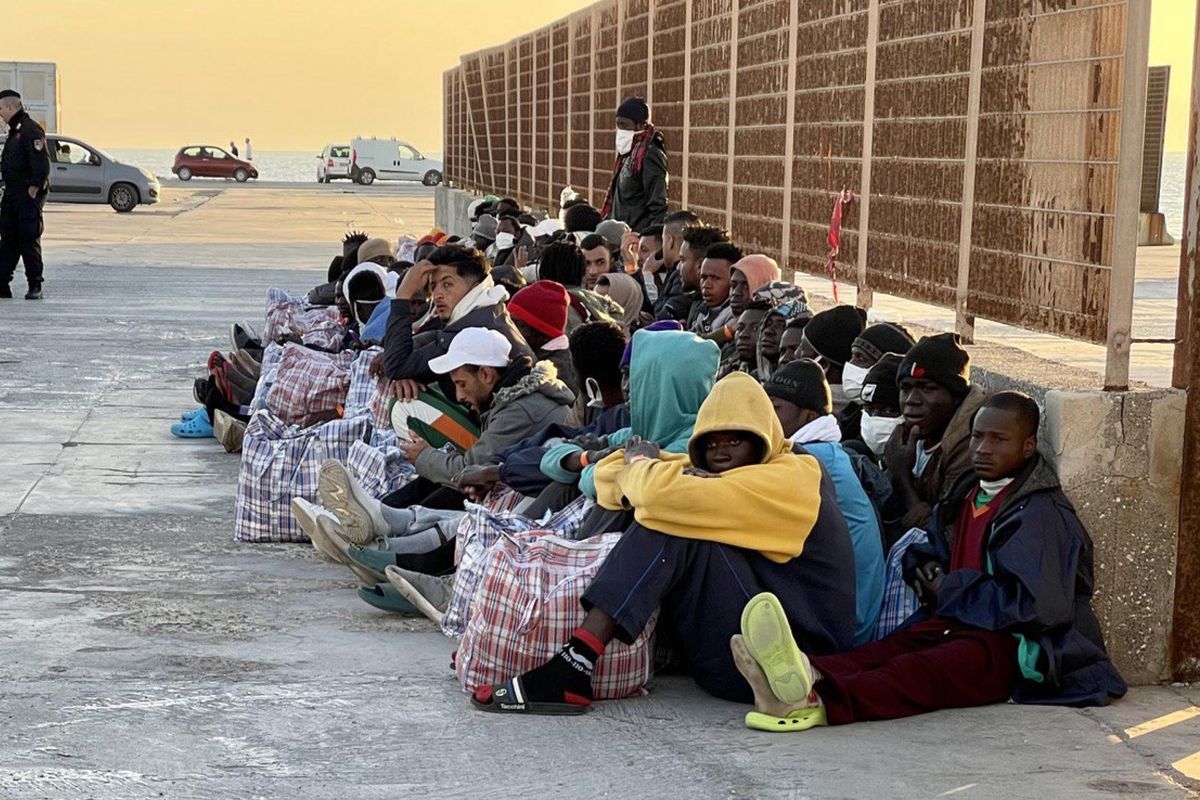 Altri immigrati nell’uovo di Pasqua. Registrati 3.000 sbarchi in tre giorni