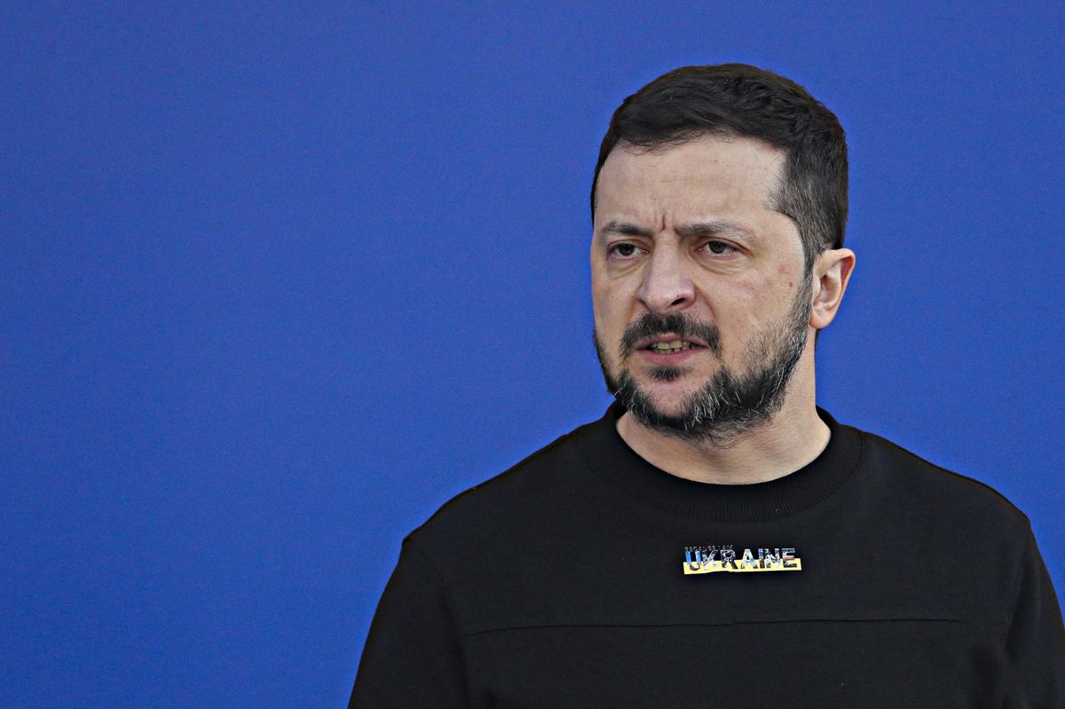 «Soldati ucraini decapitati dai russi» Zelensky trasforma il video in arma