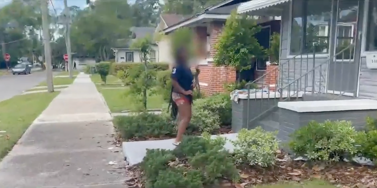 NextImg:Squatters fling feces, brick at homeowner, cause $38k in property damage; claim they were the victims