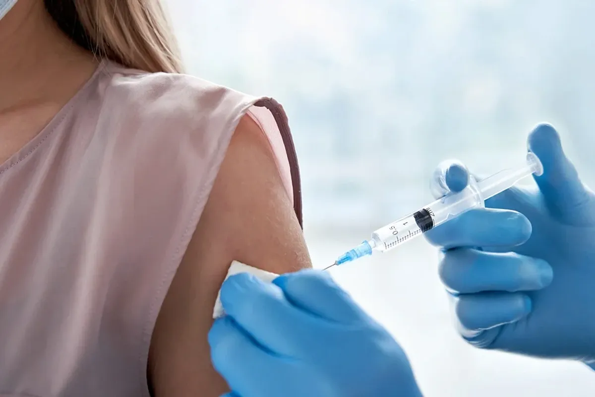 Ora i danneggiati dal vaccino fanno causa a Aifa e Speranza